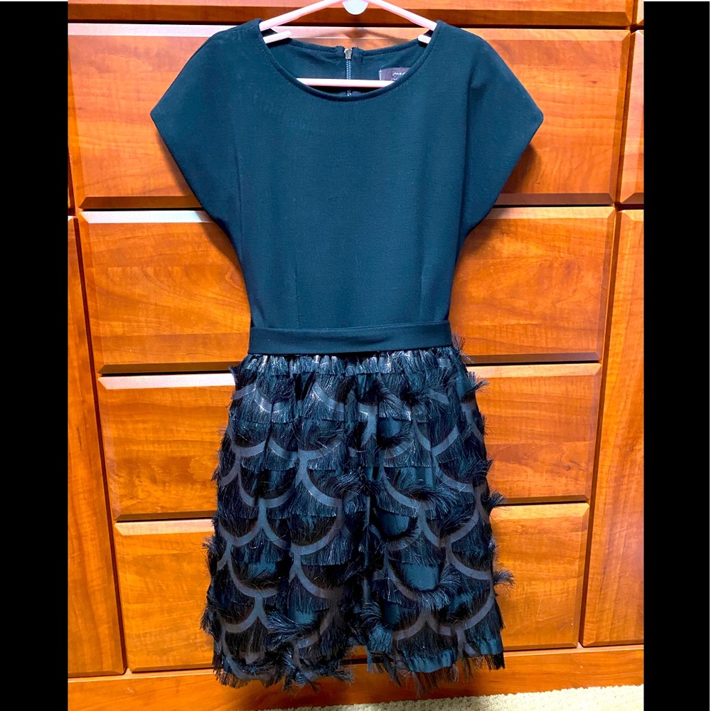 Kids Imoga Tamara Black/Gold Feathered Dress. Size 7. EUC